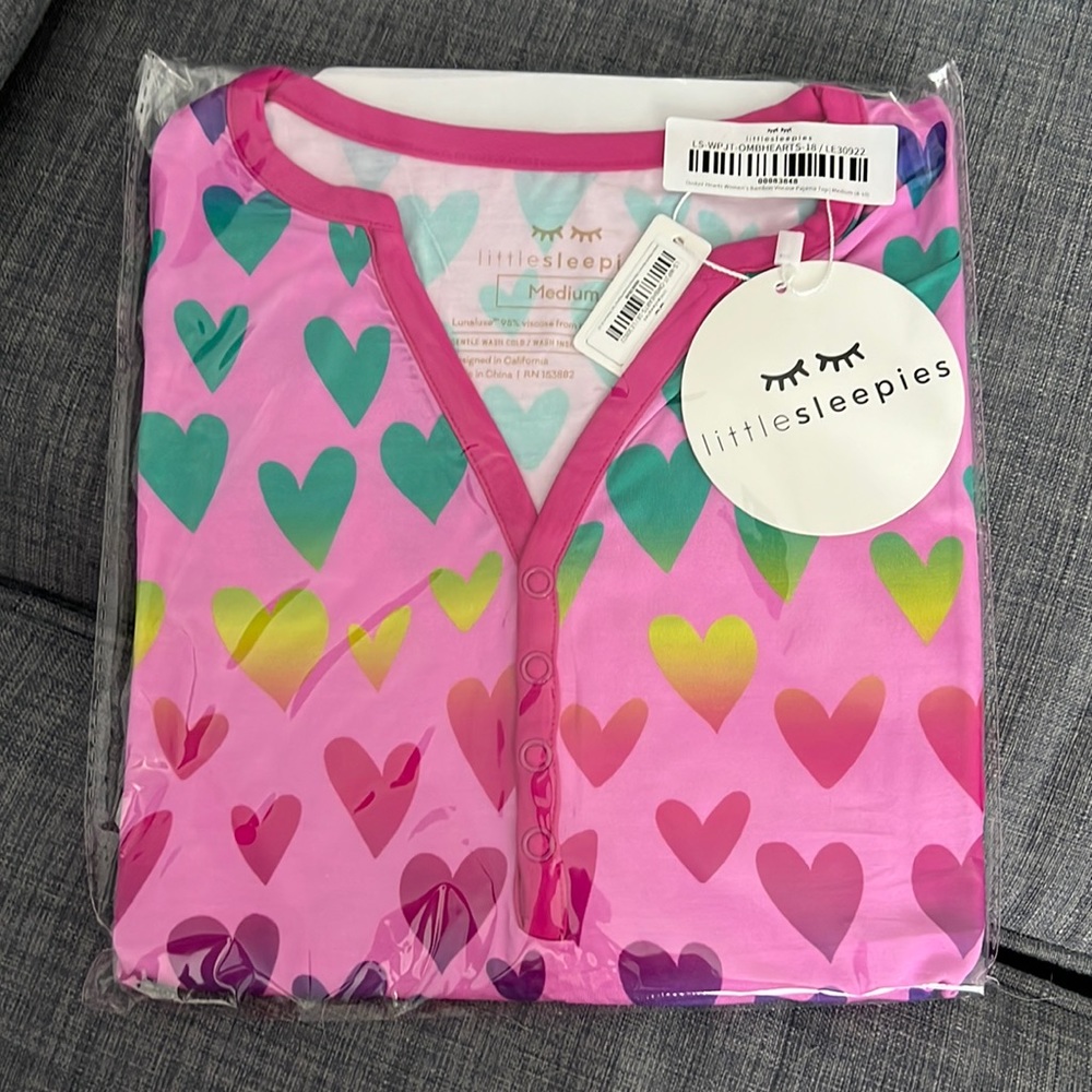 NWT Little Sleepies Ombré Hearts Women’s Top